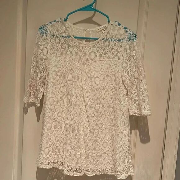 Monteau Tops - Monteau Lecy blouse size large